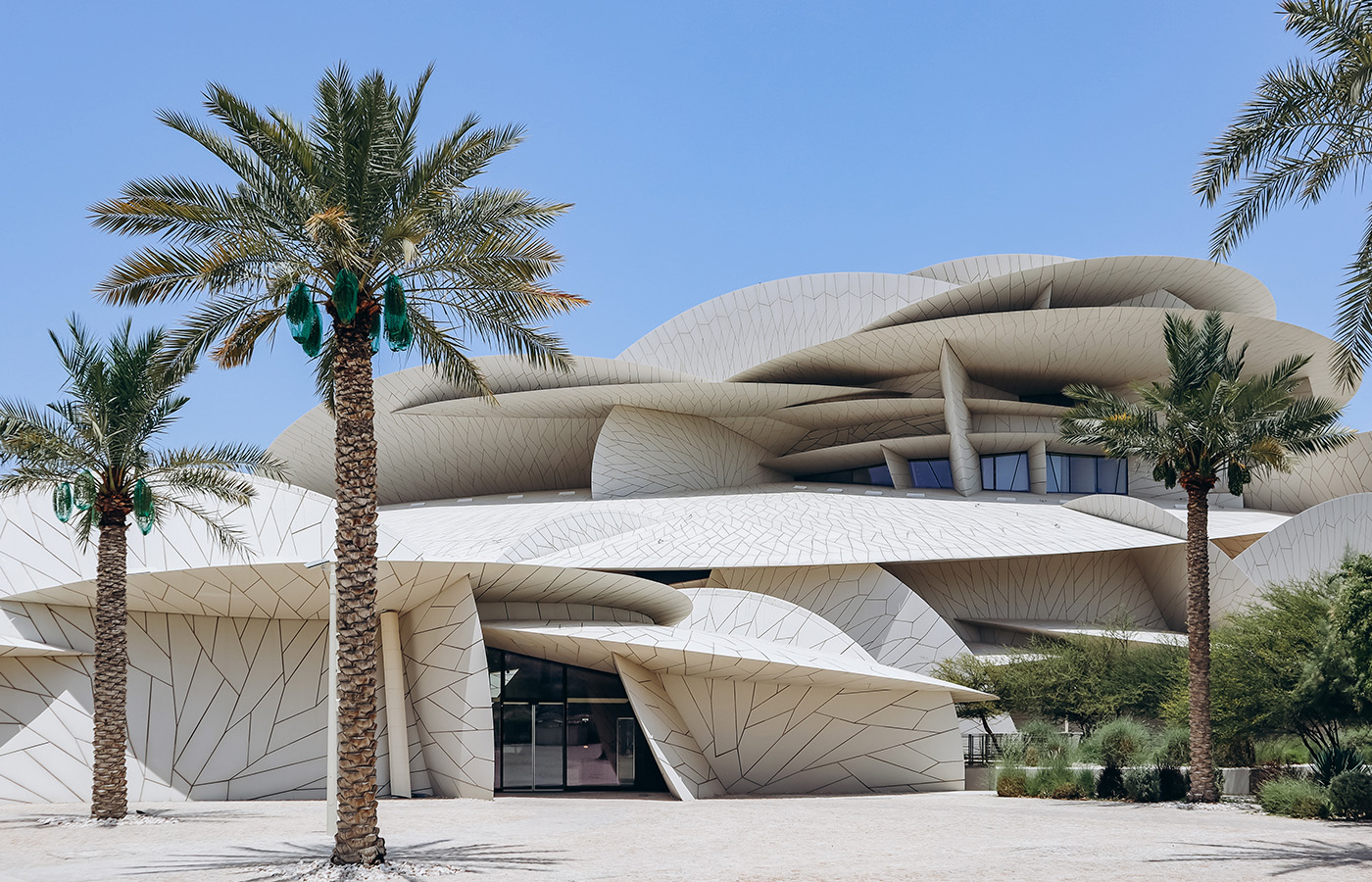 Туры в Эш-Шамаль 2025